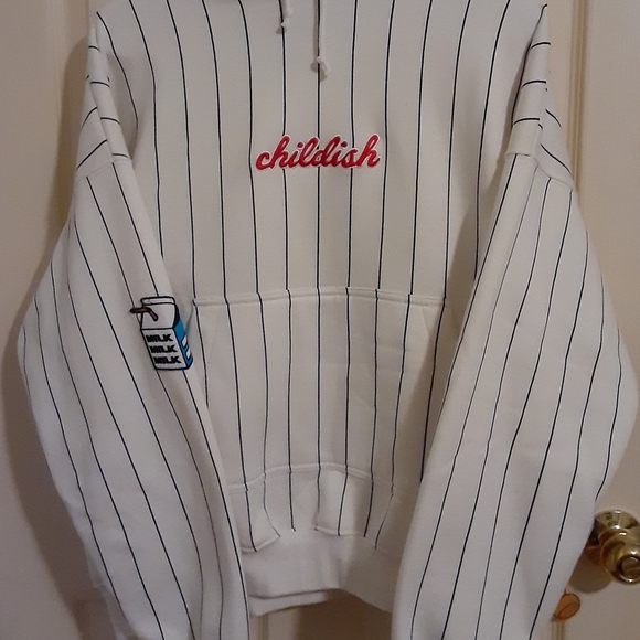 Sweater - Picture 1 of 4